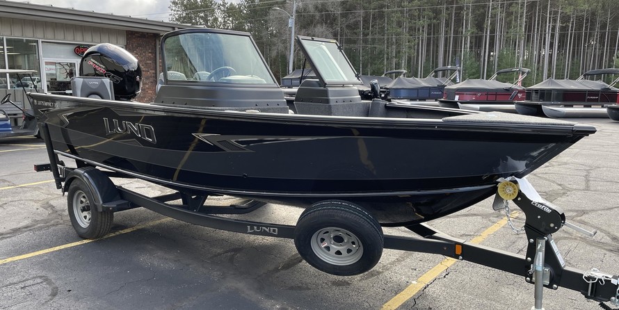 Lund Boats 1875 Impact Sport