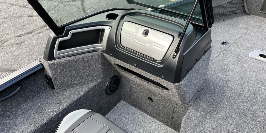 Lund Boats 1875 Impact Sport