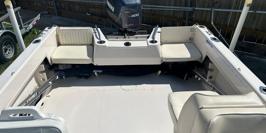 Grady-White Freedom 192