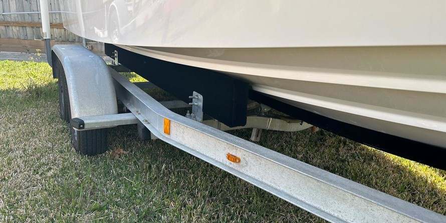 Grady-White Freedom 192