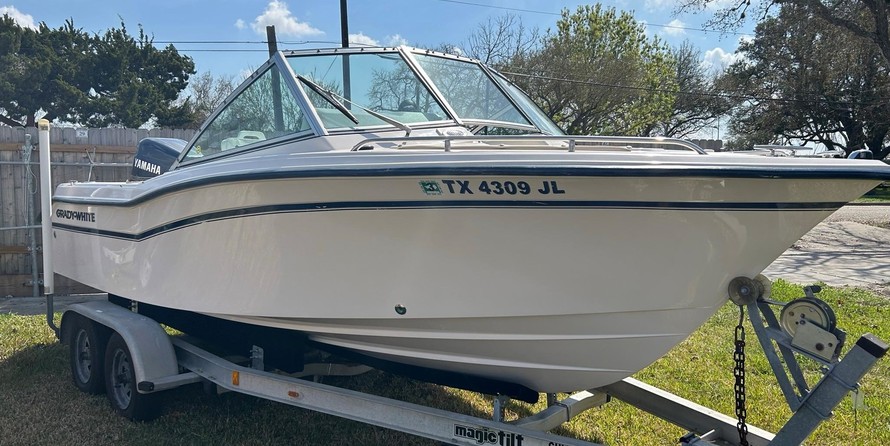 Grady-White Freedom 192