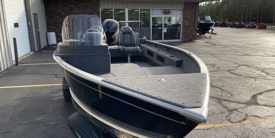 Lund Boats 1775 Impact SS