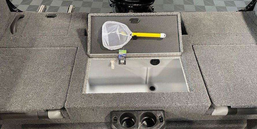 Lund Boats 1775 Crossover XS