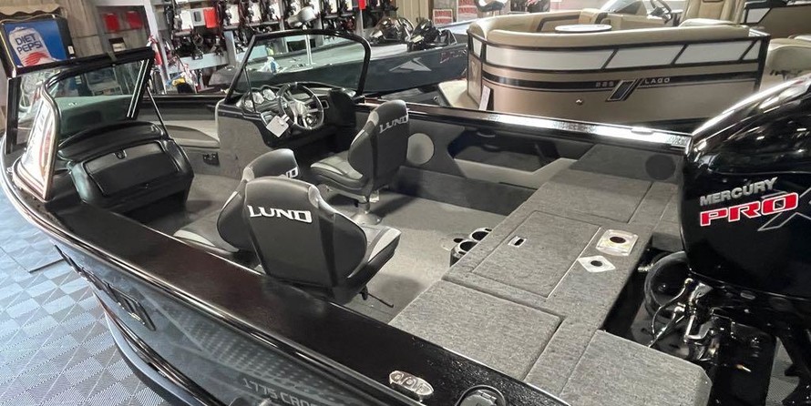 Lund Boats 1775 Crossover XS