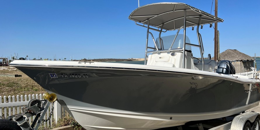 Sea Ray hunt ultra 211