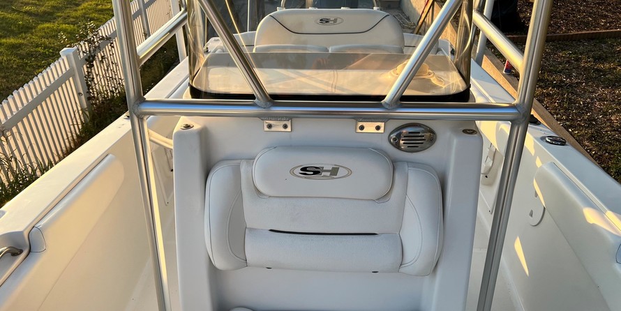 Sea Ray hunt ultra 211