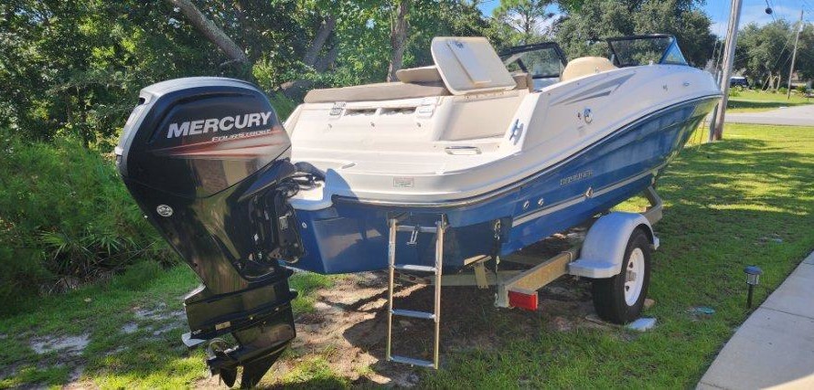 Bayliner VR5 BOWRIDER