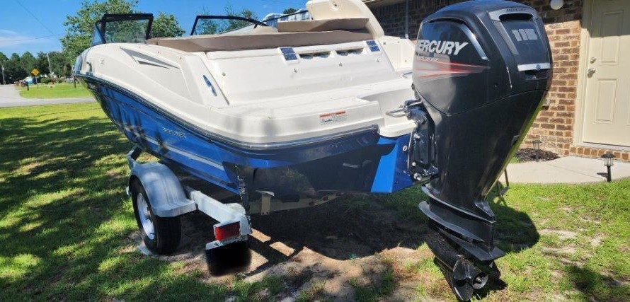 Bayliner VR5 BOWRIDER