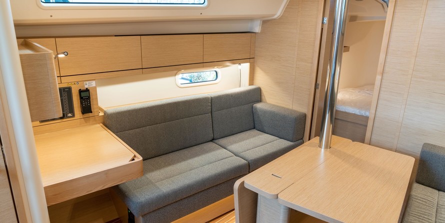 Hanse 348