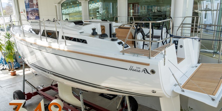Hanse 348
