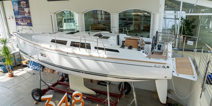 Hanse 348
