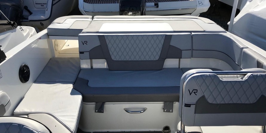Bayliner VR6 BOWRIDER