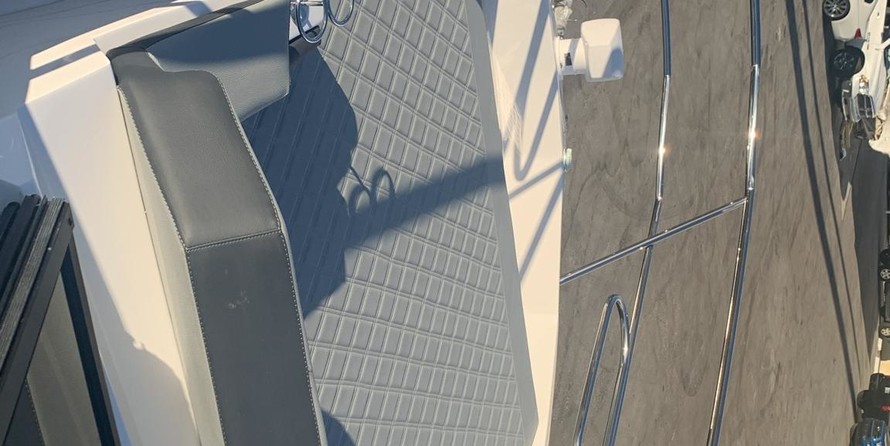 Bavaria Sport 360 coupe