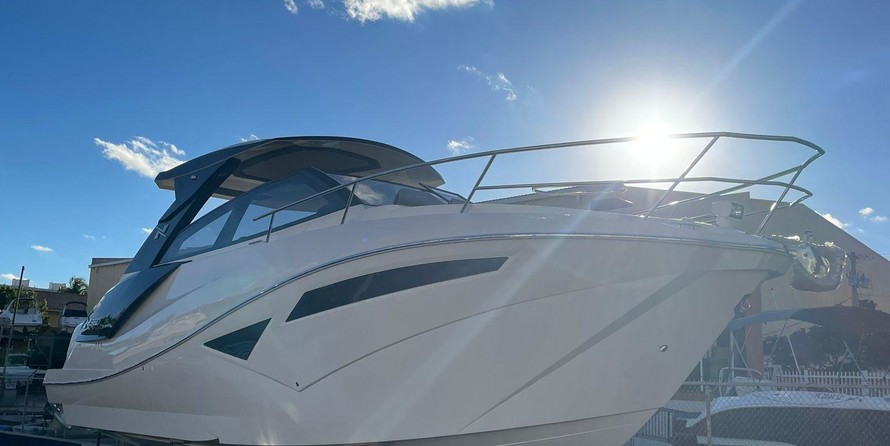 Bavaria Sport 360 coupe