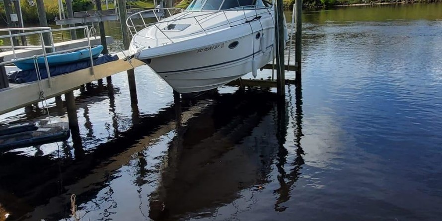 Chaparral 290 Signature