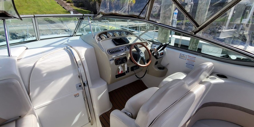 Chaparral 290 Signature