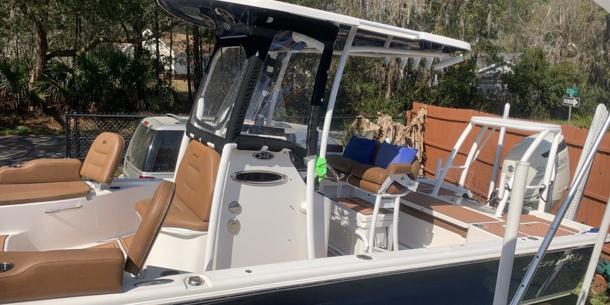 Sea Ray pro 208 bay