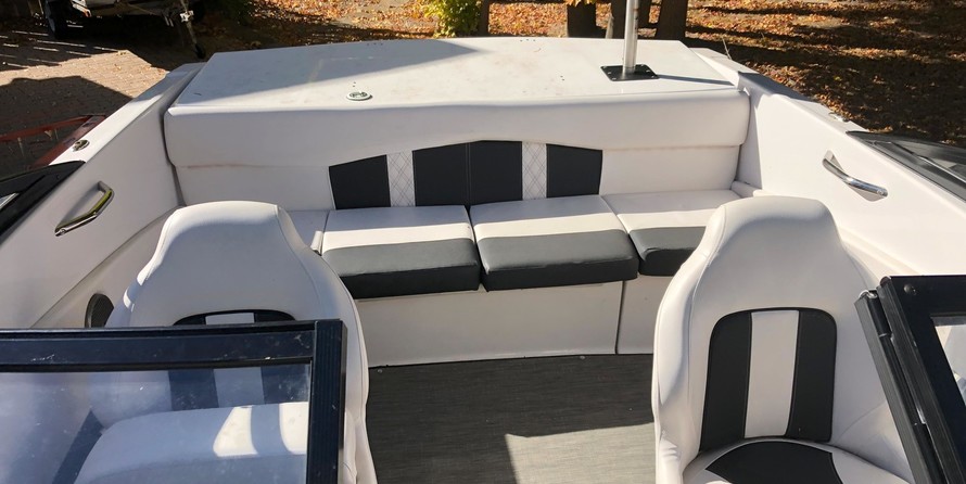 Glastron GTSF 185