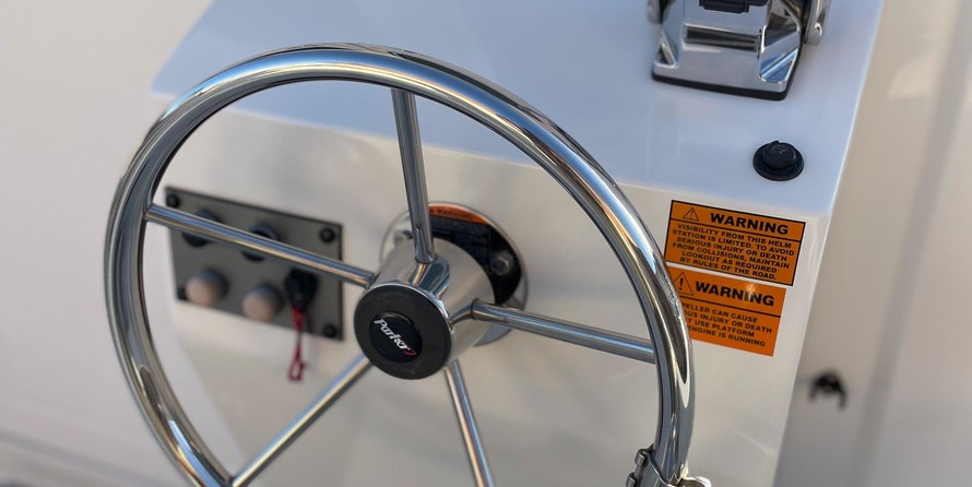 Parker 2530 Extended Sport Cabin