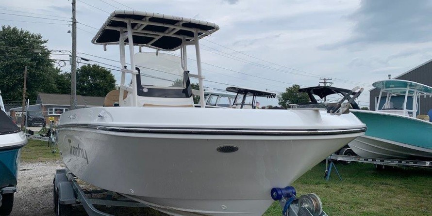 Bayliner Trophy T22CX