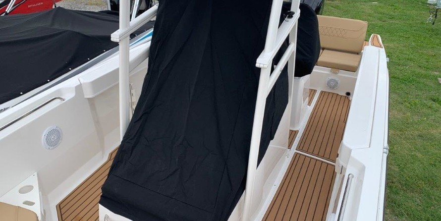 Bayliner Trophy T22CX