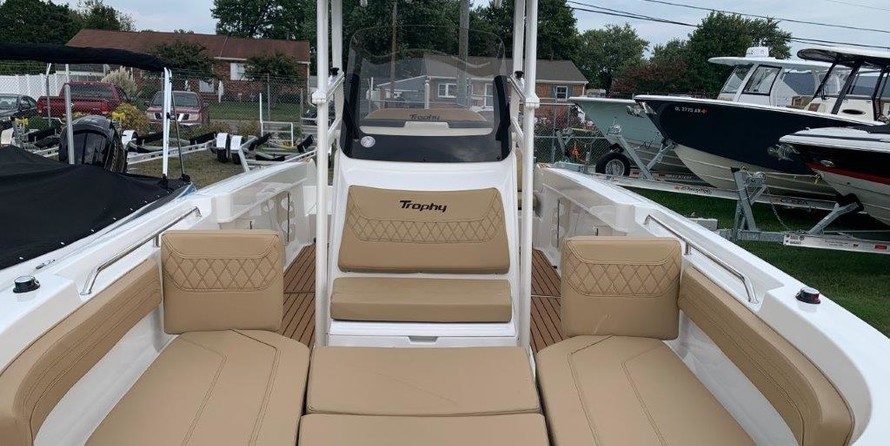 Bayliner Trophy T22CX