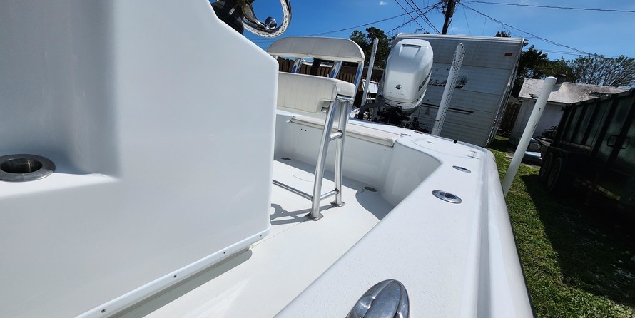 Yellowfin 24