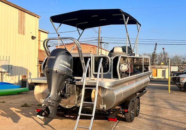 Starcraft Marine Surf Series 230 SCX