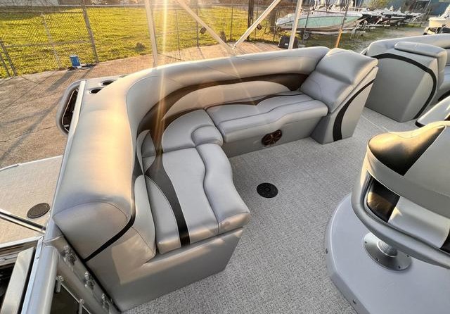 Starcraft Marine Surf Series 230 SCX