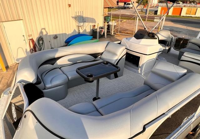 Starcraft Marine Surf Series 230 SCX