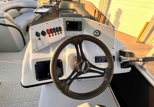 Starcraft Marine Surf Series 230 SCX