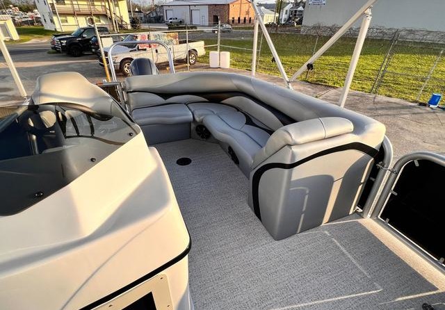 Starcraft Marine Surf Series 230 SCX