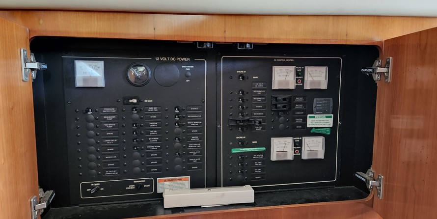 Carver 38 Super Sport