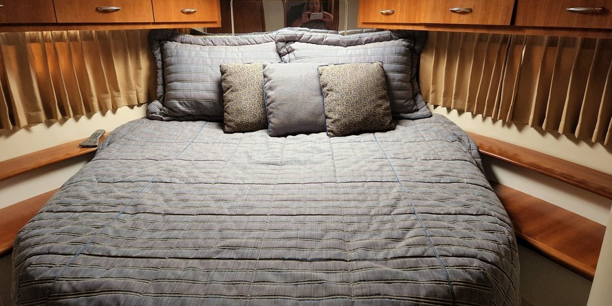 Carver 38 Super Sport