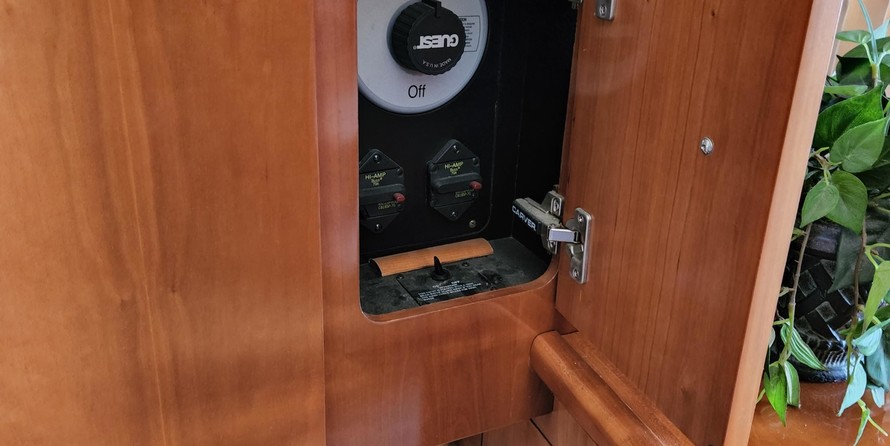 Carver 38 Super Sport