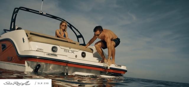 Sea Ray 230 SLX