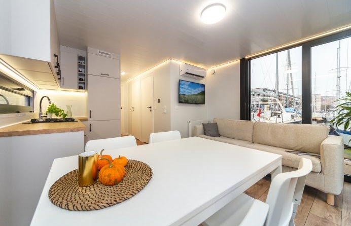 Aqua Apartamento 12 Houseboat Navigare