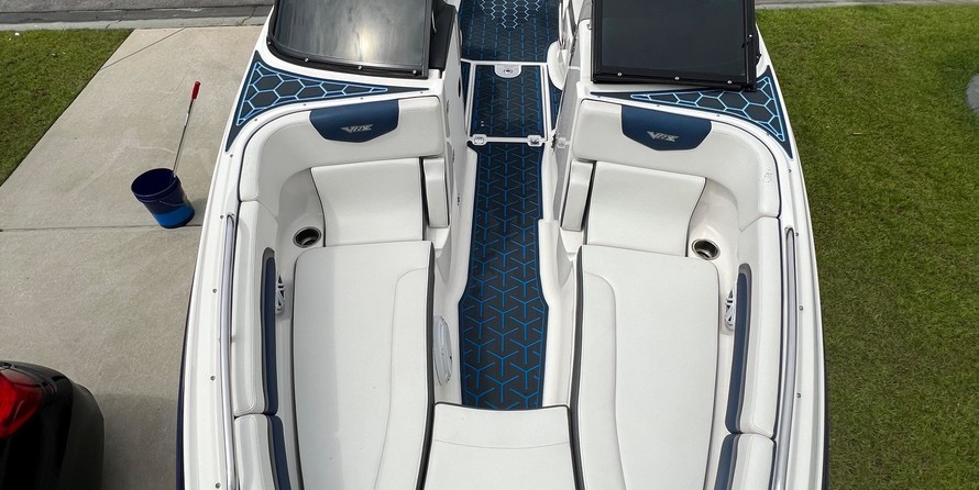 Chaparral 243 Vortex VRX