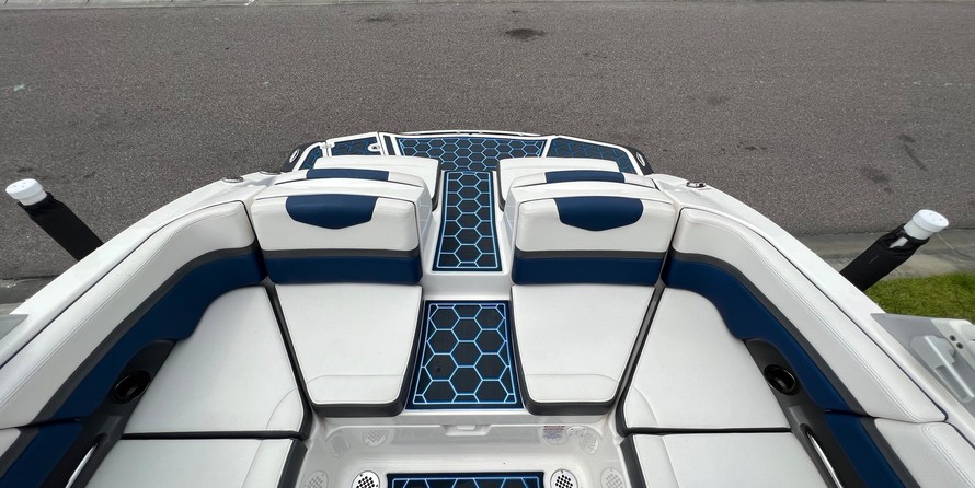 Chaparral 243 Vortex VRX