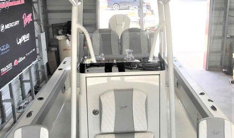 Ranger boats 2400 bay
