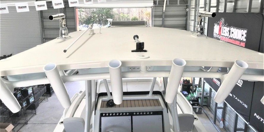 Ranger boats 2400 bay