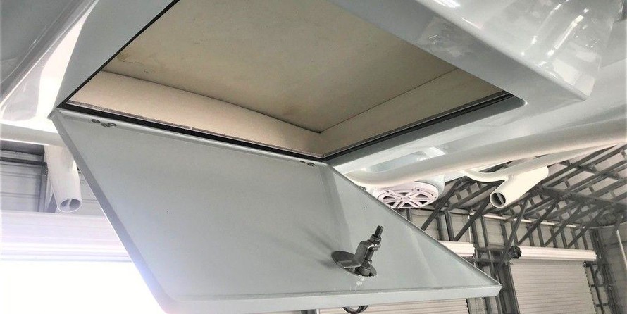 Ranger boats 2400 bay