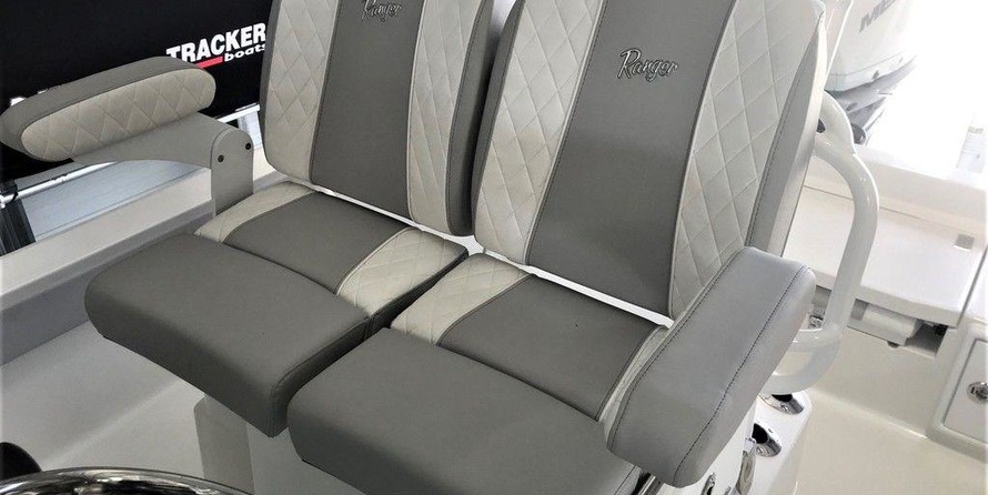 Ranger boats 2400 bay