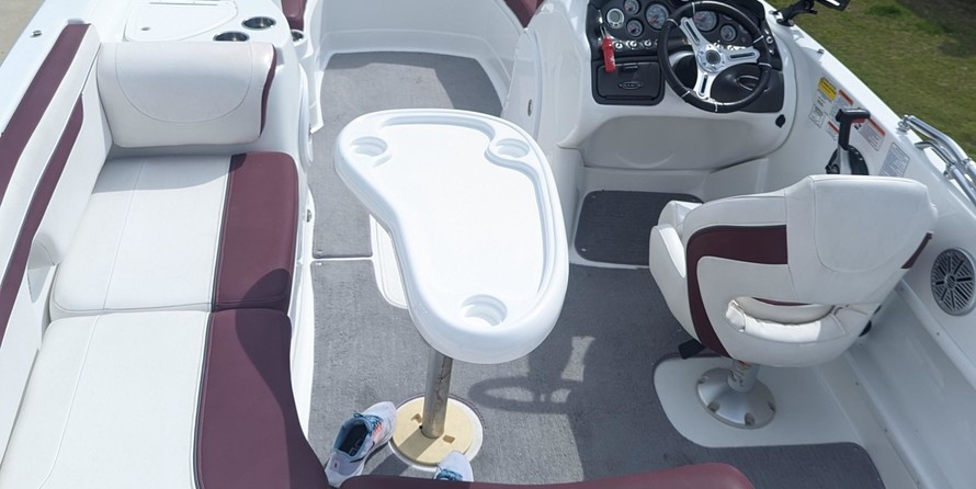 Tahoe 215 Xi