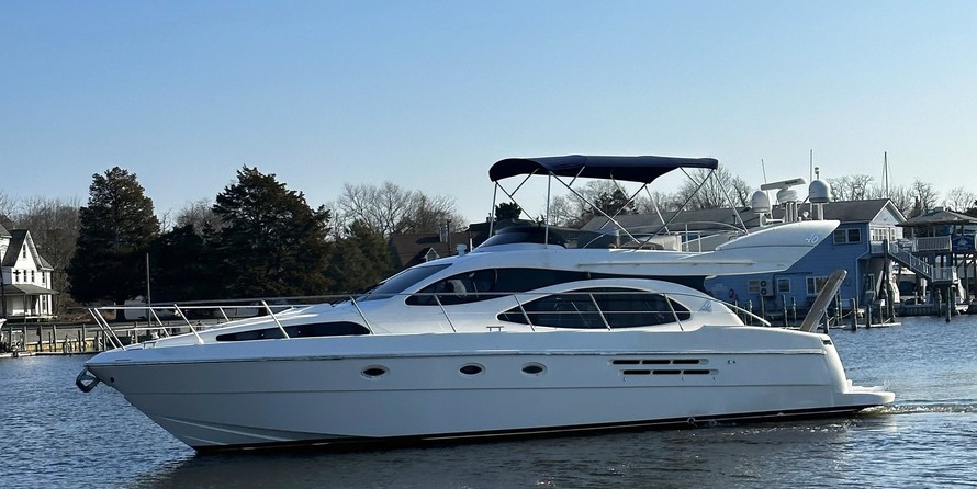 Azimut 46