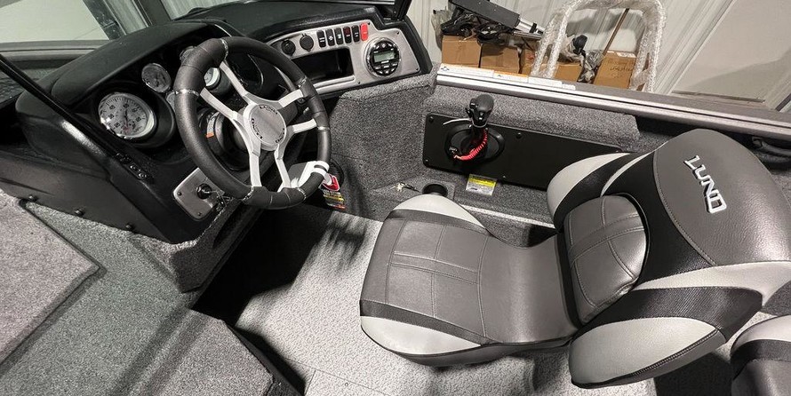 Lund Boats 1875 Impact Sport