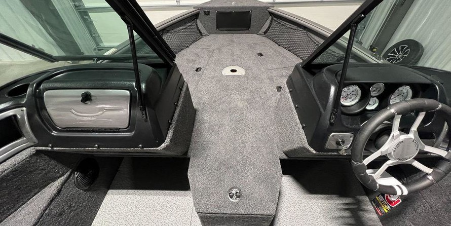 Lund Boats 1875 Impact Sport