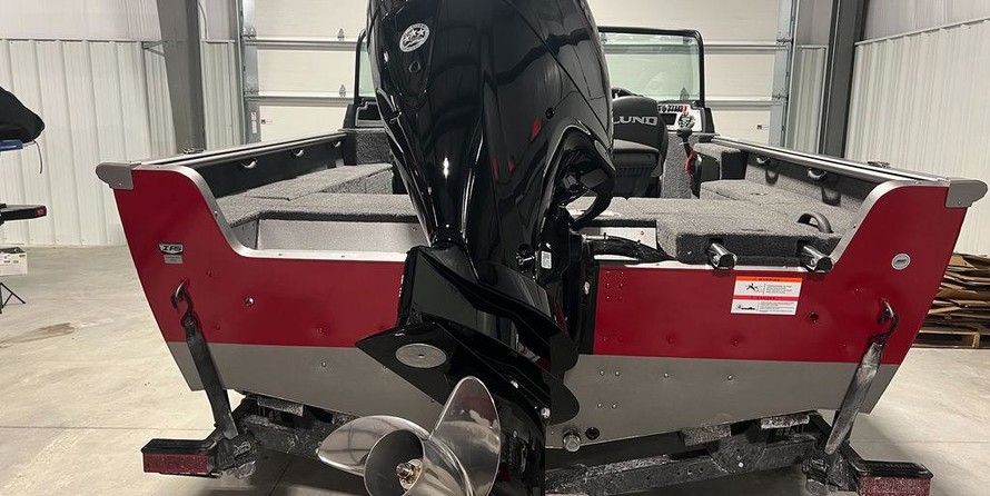 Lund Boats 1875 Impact Sport