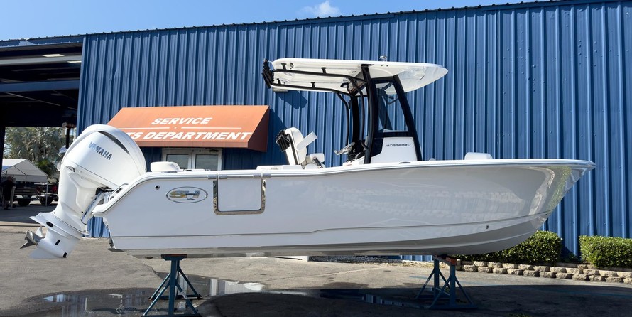 Sea Ray hunt ultra 211