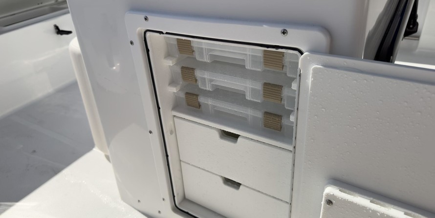 Sea Ray hunt ultra 211